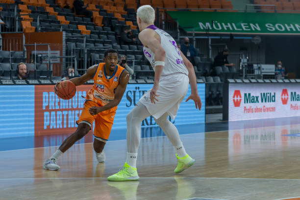 入选奈史密 入选奈史密