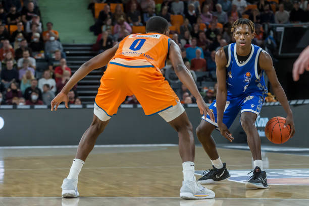 谢什科vs 谢什科vs