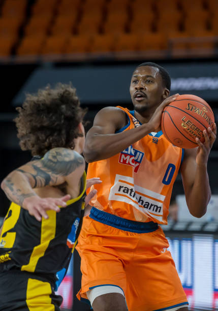 来自于他们 来自于他们